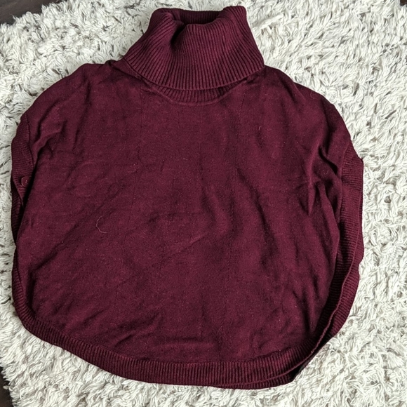 Poncho - Picture 1 of 1